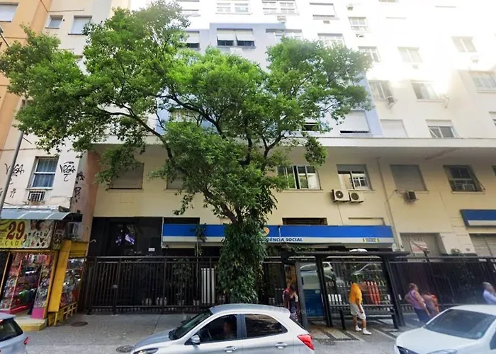 Bn13 - Apto Espacoso A 4 Min Da Praia Copacabana
